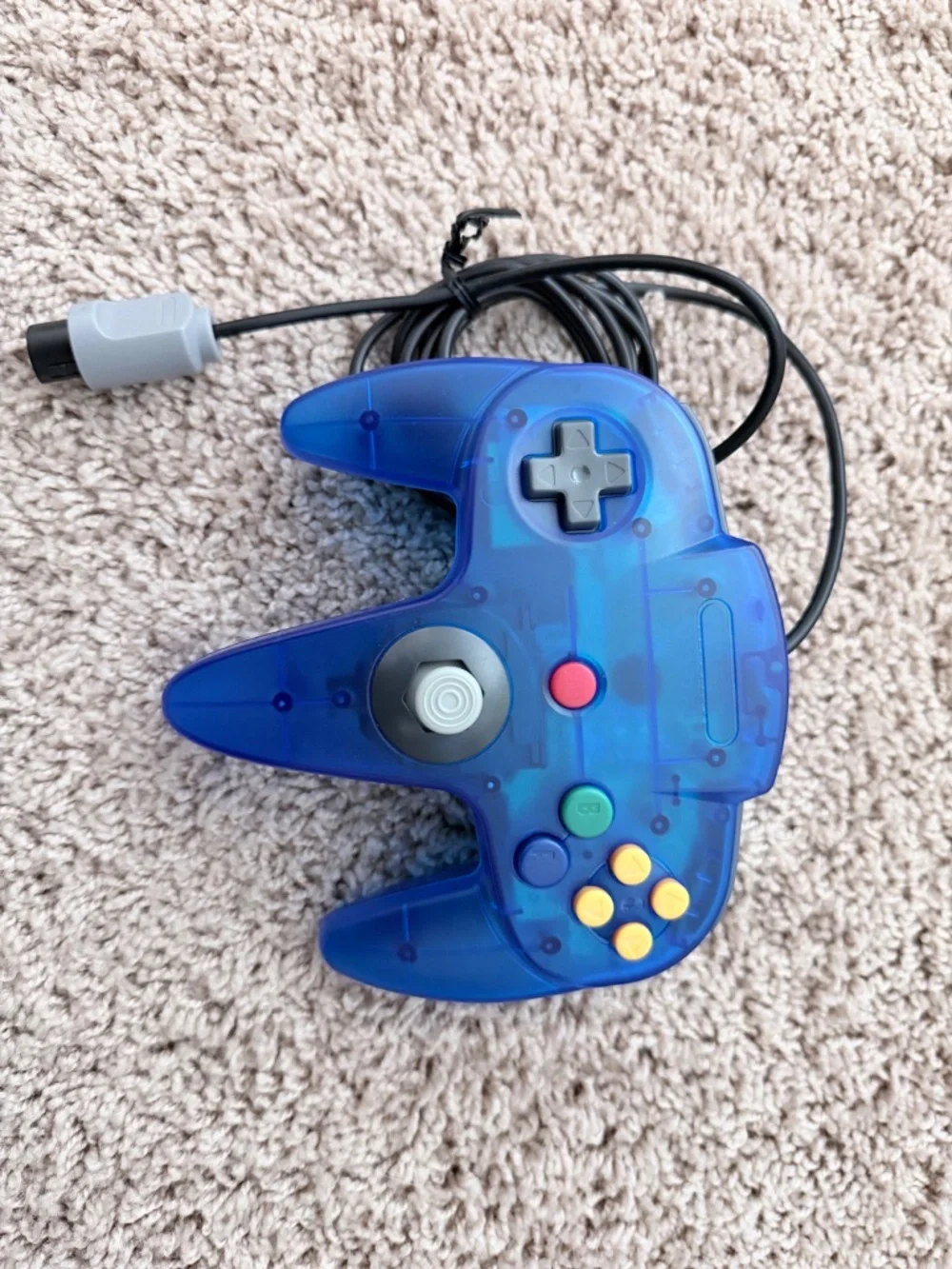 Nintendo 64 (N64)Bundle – 4 Controllers + 2 games – Excellent Condition 🎮